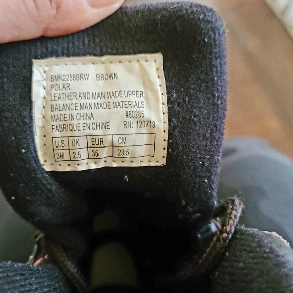 Boots - Picture 4 of 6